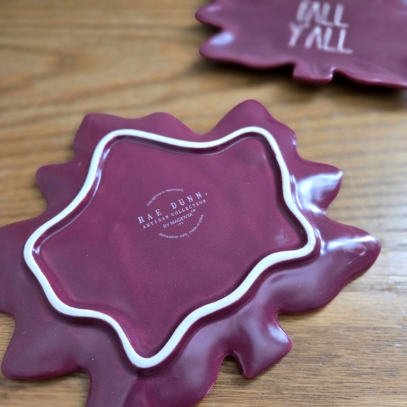 Rae Dunn Leaf Shaped Plates - Picture 2 of 2